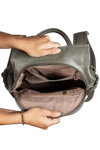 Mochila antifurto de couro liso Suelen