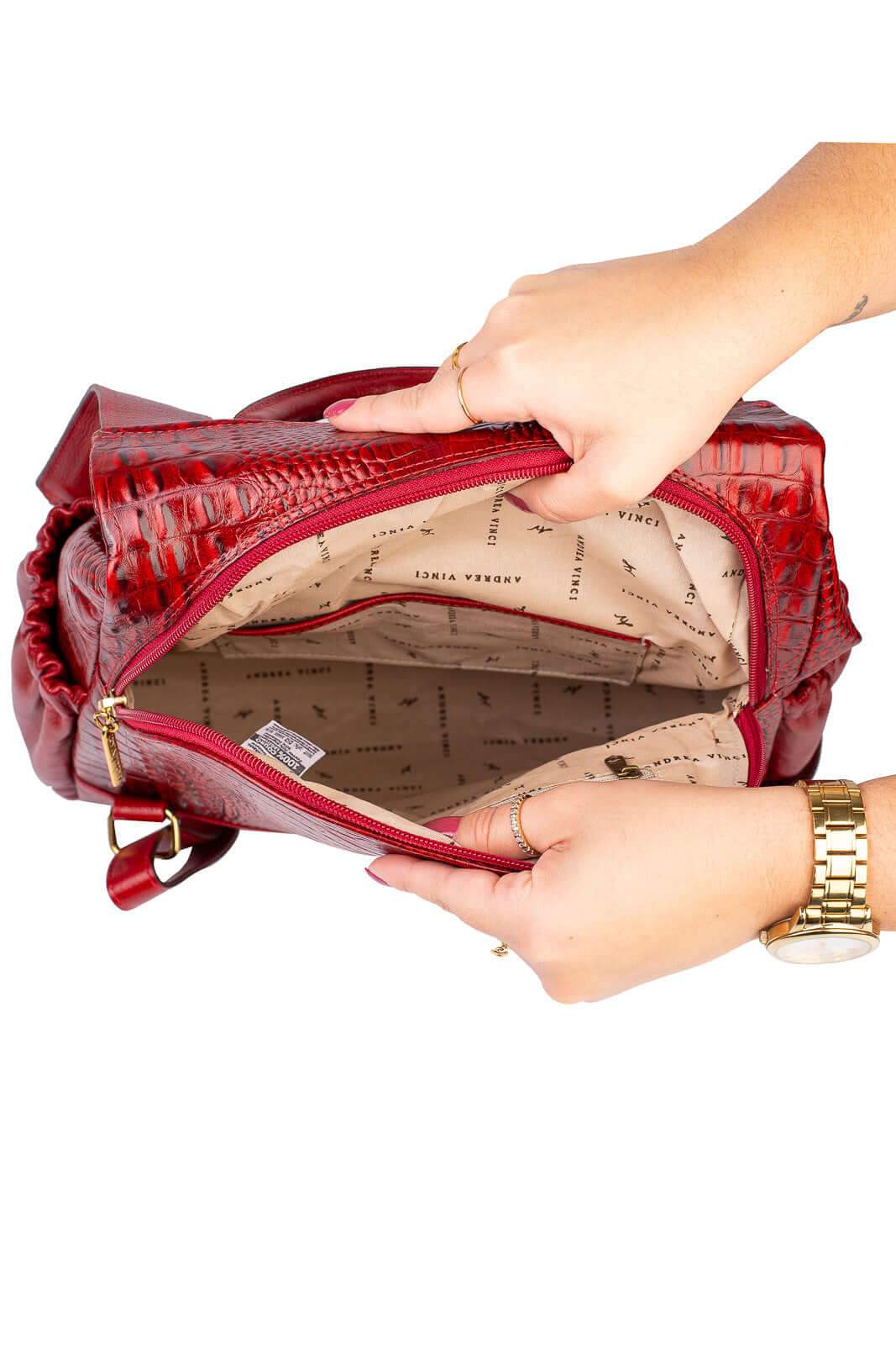 Mochila antifurto de couro croco Suelen - Enluaze