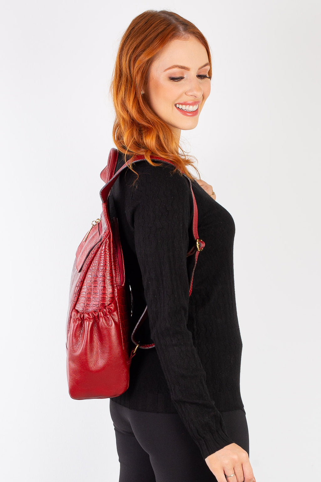 Mochila antifurto de couro croco Suelen