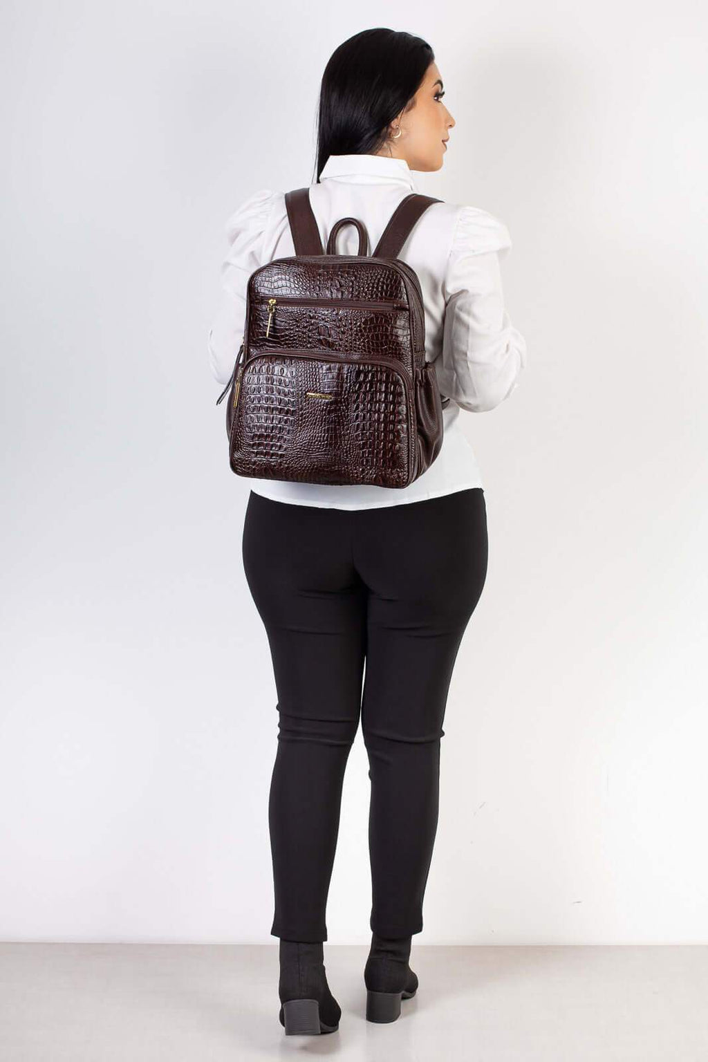 Mochila feminina de couro croco Zaya - Enluaze