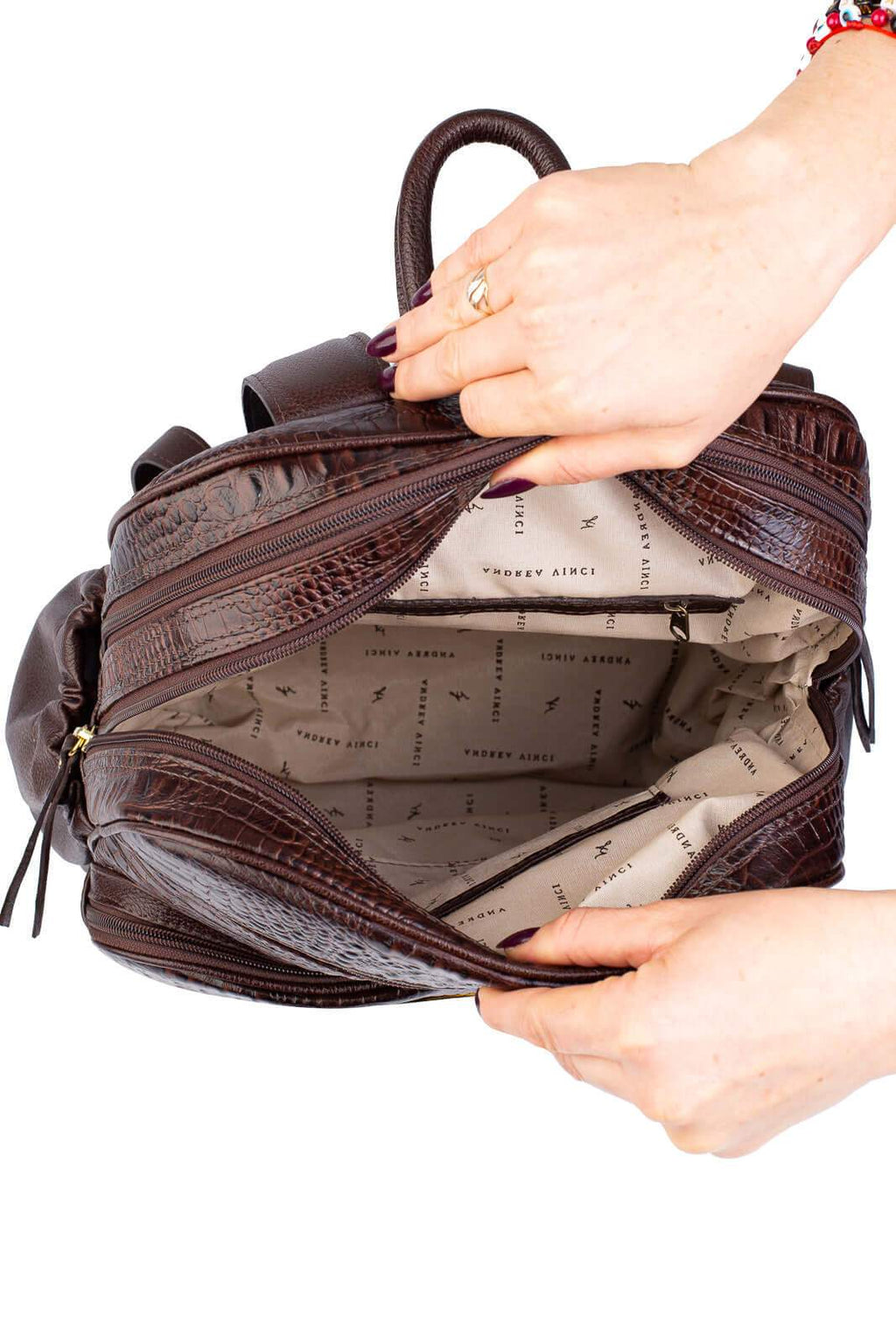 Mochila feminina de couro croco Zaya - Enluaze