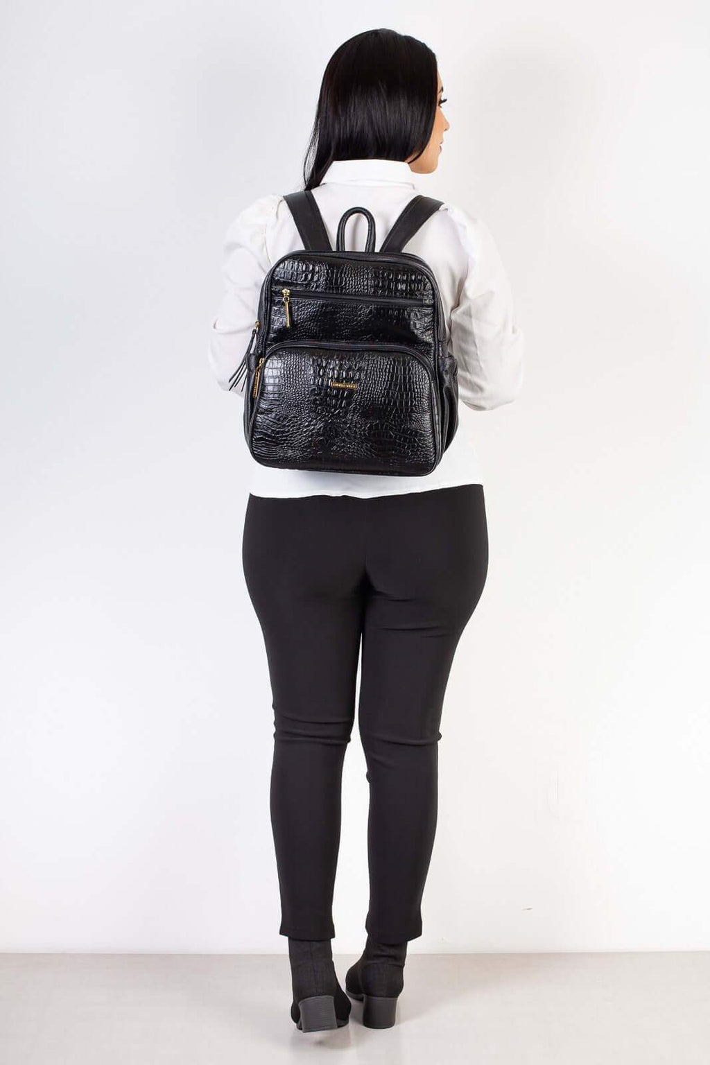 Mochila feminina de couro croco Zaya - Enluaze