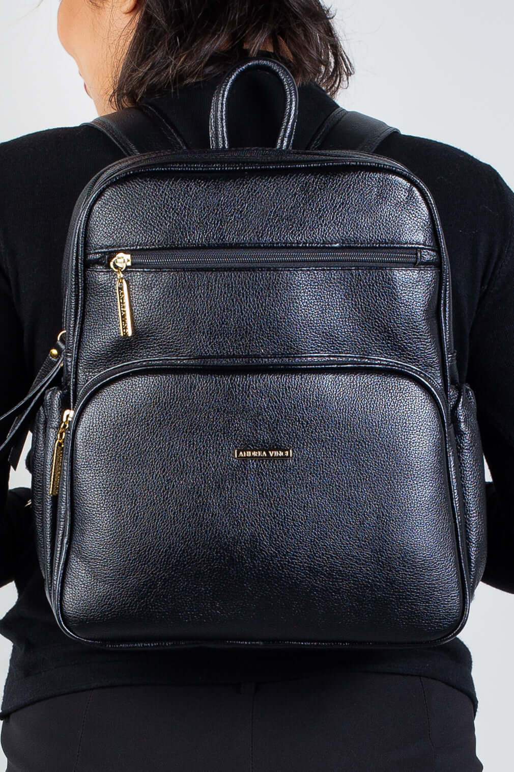 Mochila feminina de couro liso Zaya - Enluaze