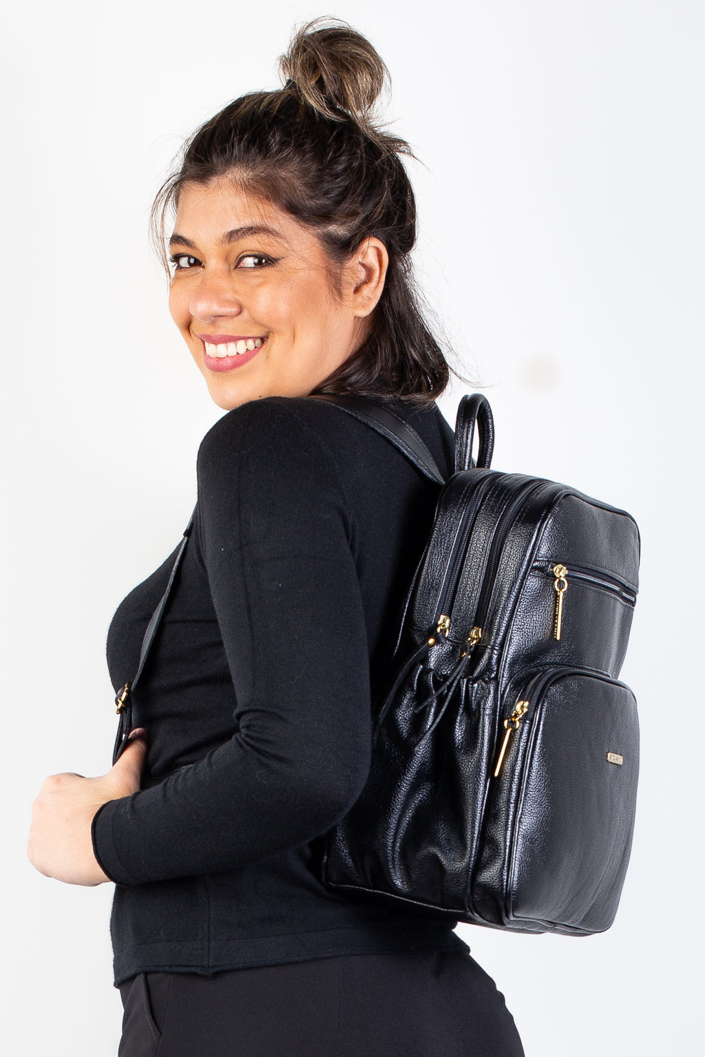 Mochila feminina de couro liso Zaya
