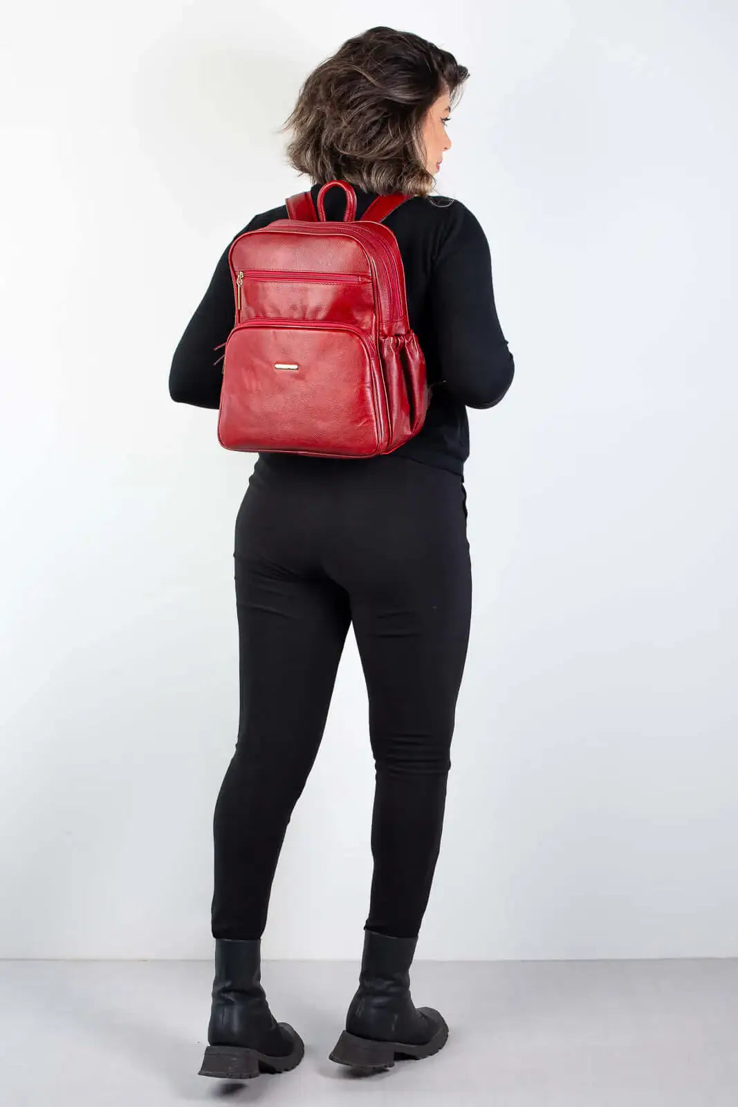 Mochila feminina de couro liso Zaya - Enluaze