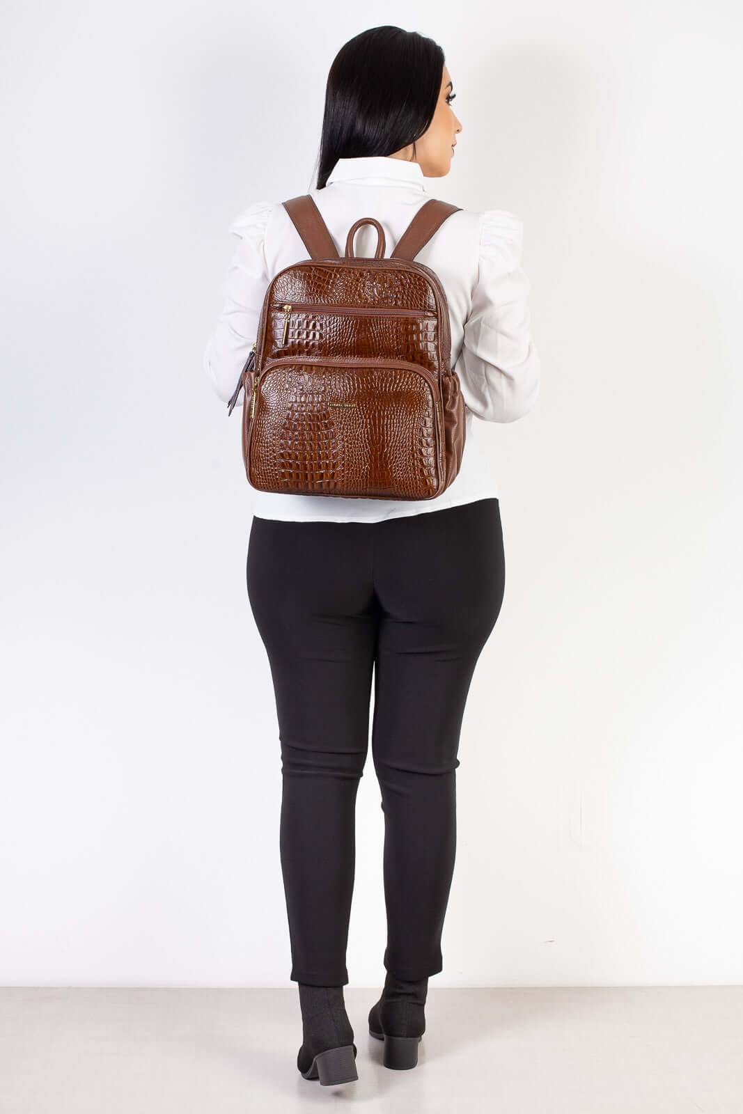 Mochila feminina de couro croco Zaya - Enluaze