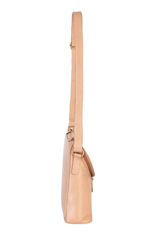 Bolsa tiracolo de couro liso Tereza - Enluaze - Bolsas e Mochilas em Couro Legítimo - Andrea Vinci