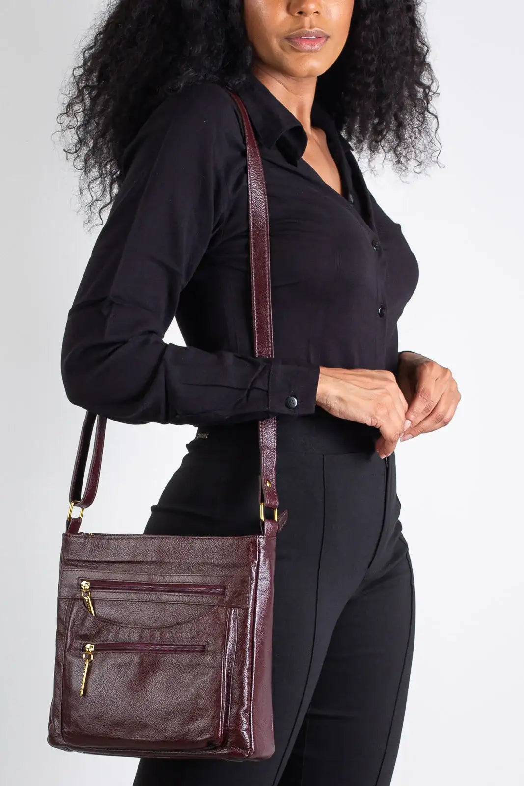 Bolsa tiracolo em couro liso Thais - Enluaze