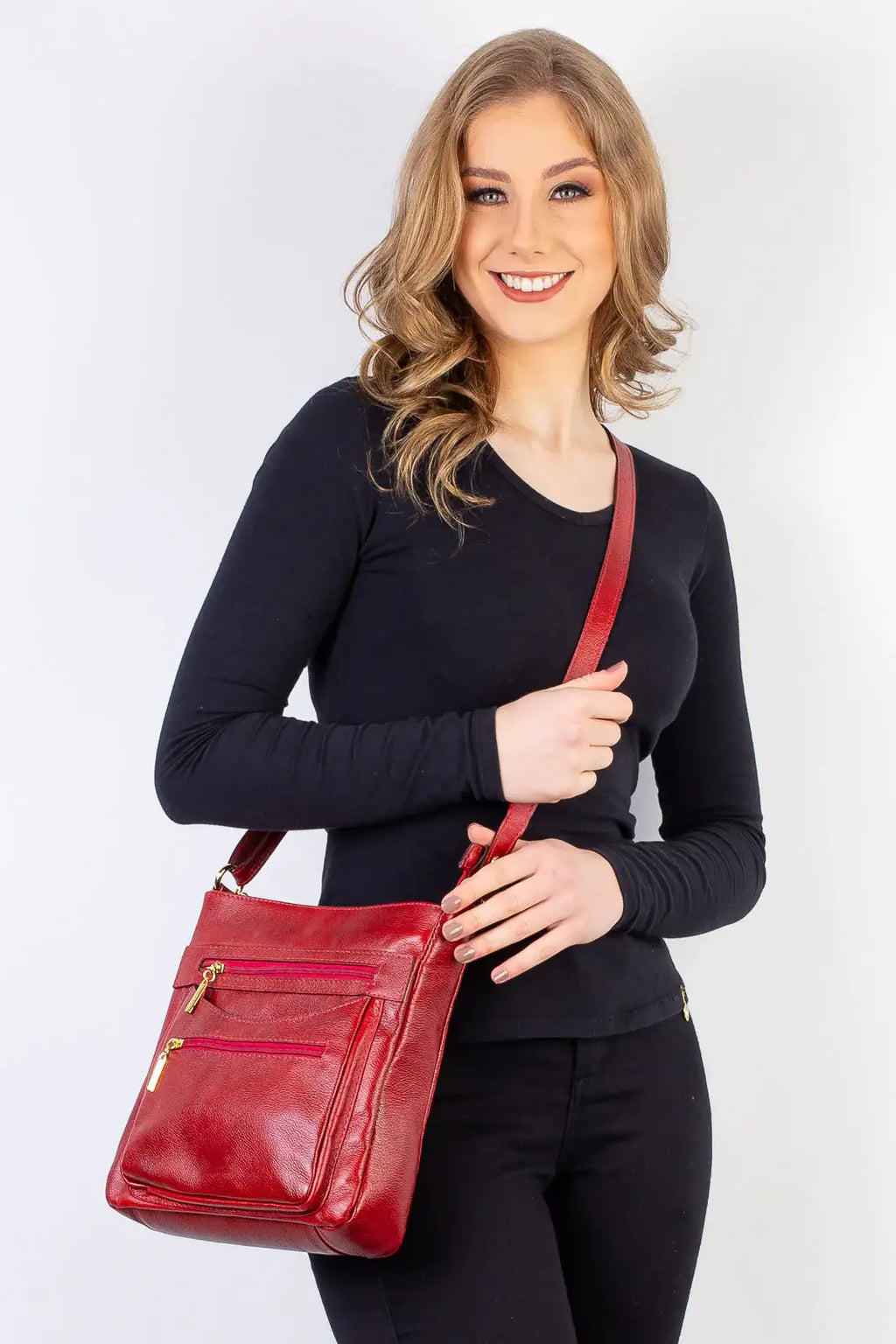 Bolsa tiracolo em couro liso Thais - Enluaze