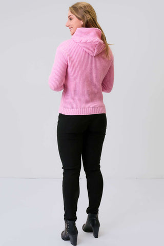 Blusa feminina de tricô detalhe trançado com capuz 31513