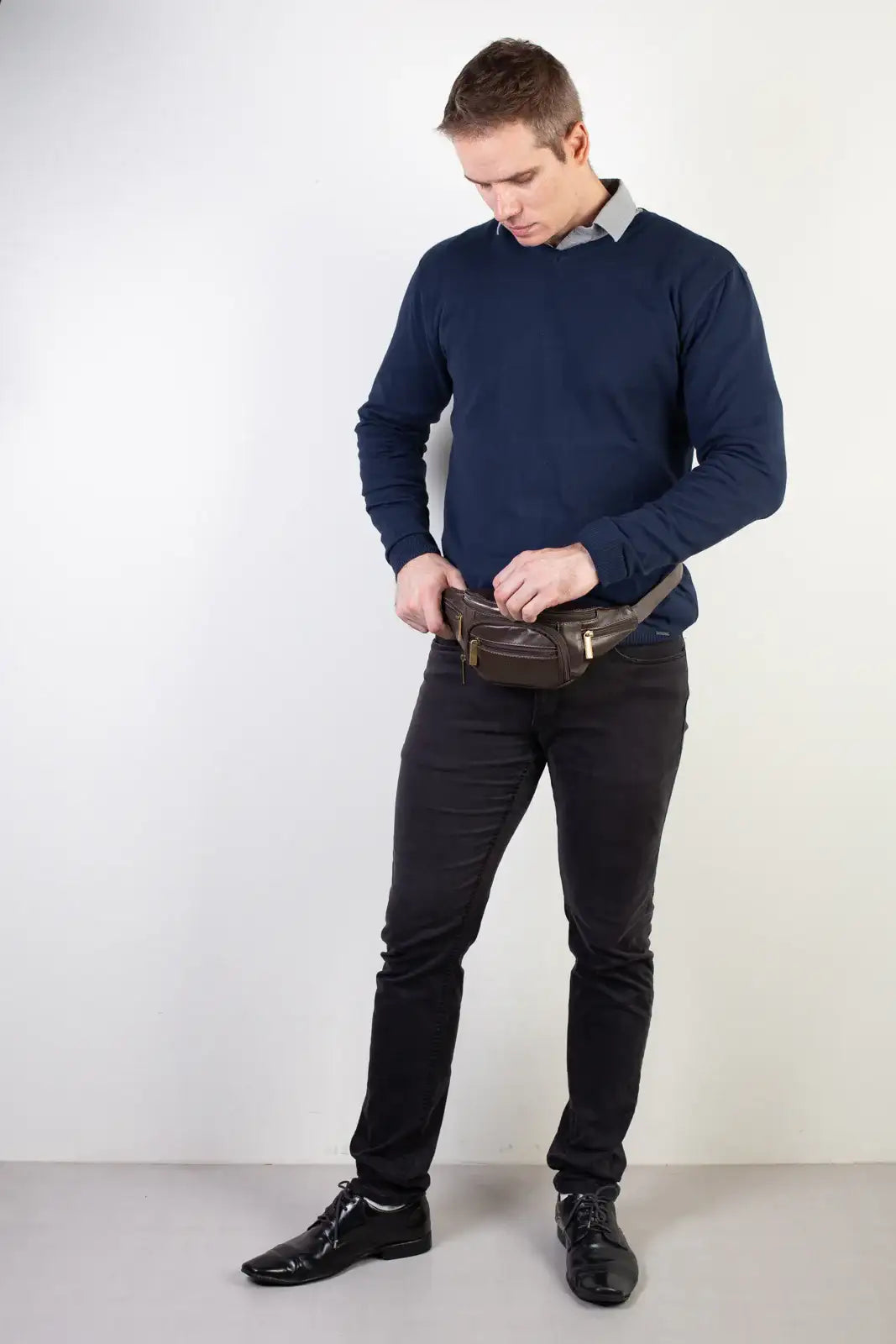 Pochete masculina de couro italiano David - Enluaze