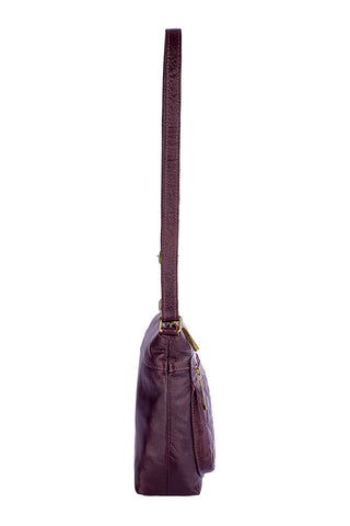 Bolsa transversal matelassê de couro liso Bia - Enluaze - Bolsas e Mochilas em Couro Legítimo - Andrea Vinci