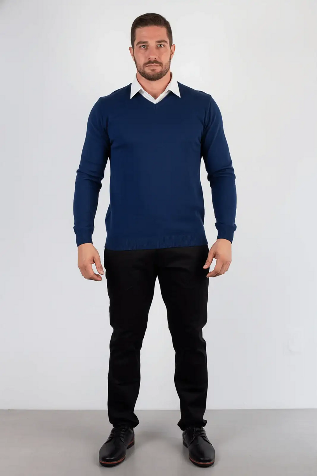 Suéter masculino gola v de malha 50001 - Enluaze