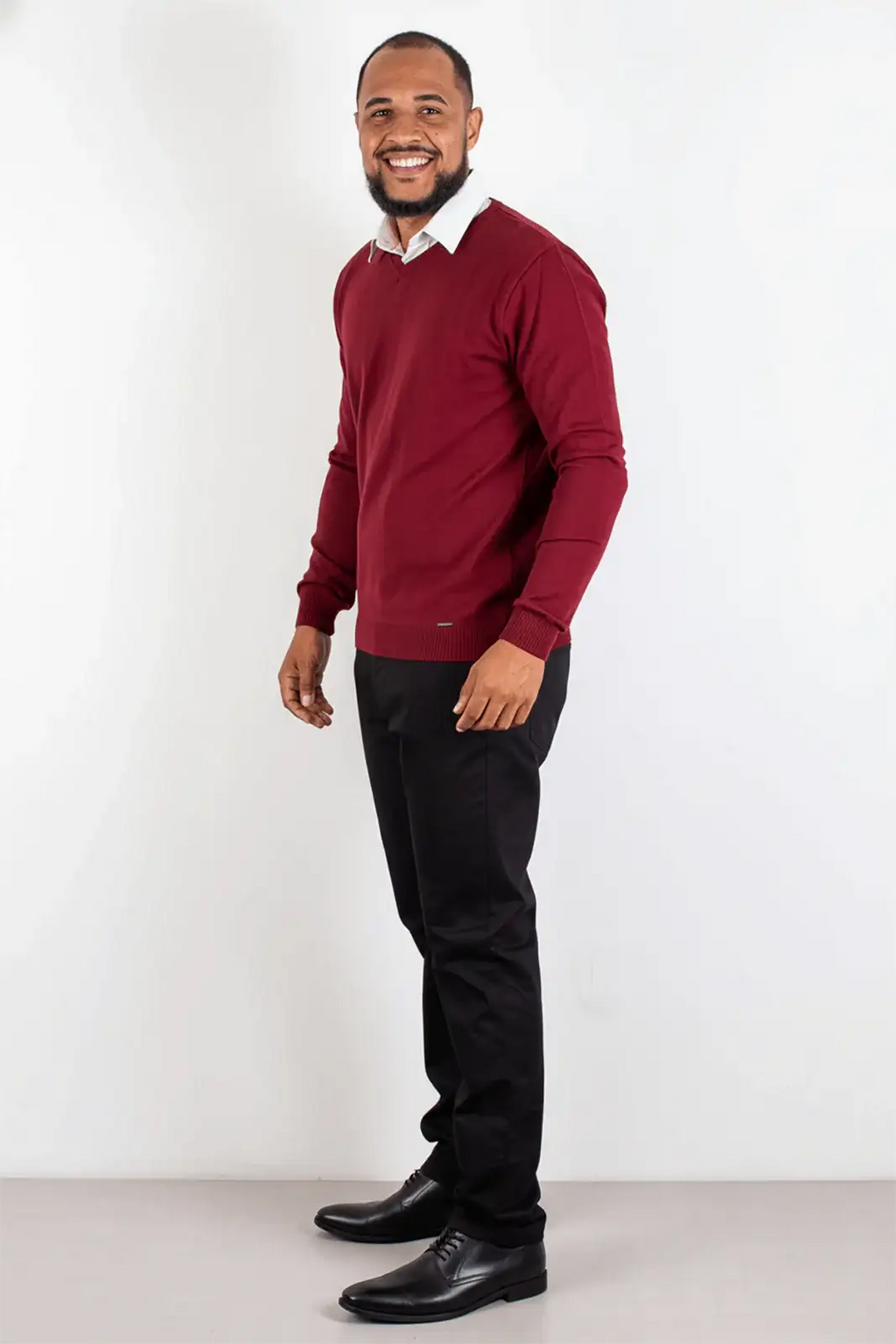 Suéter masculino gola v de malha 50001 - Enluaze