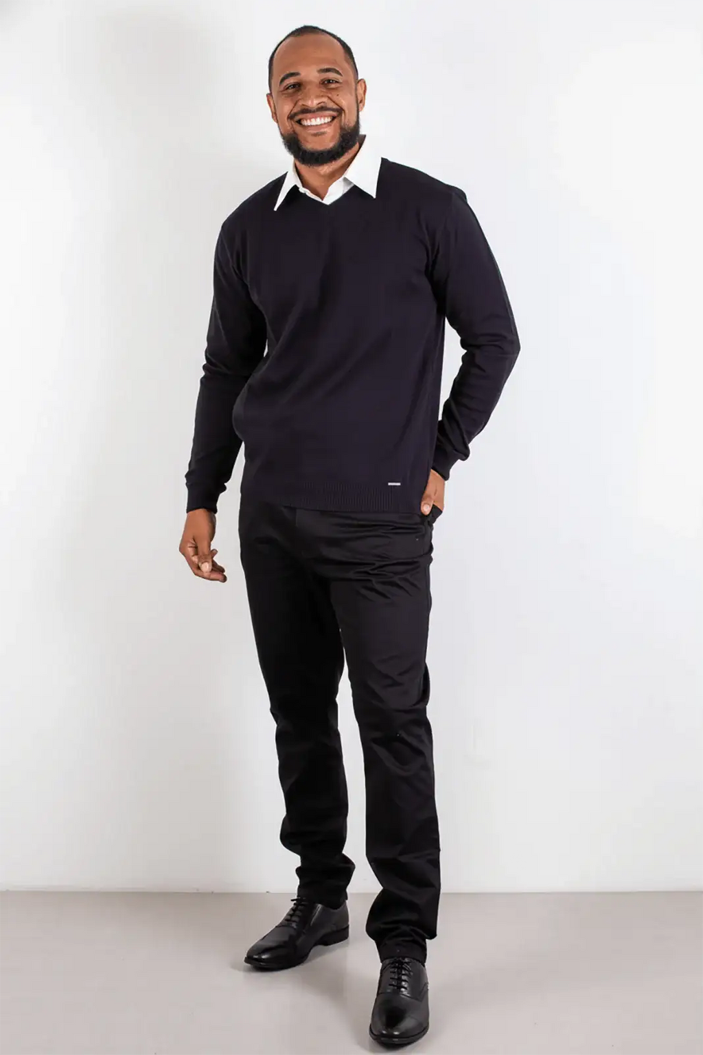 Suéter masculino gola v de malha 50001 - Enluaze