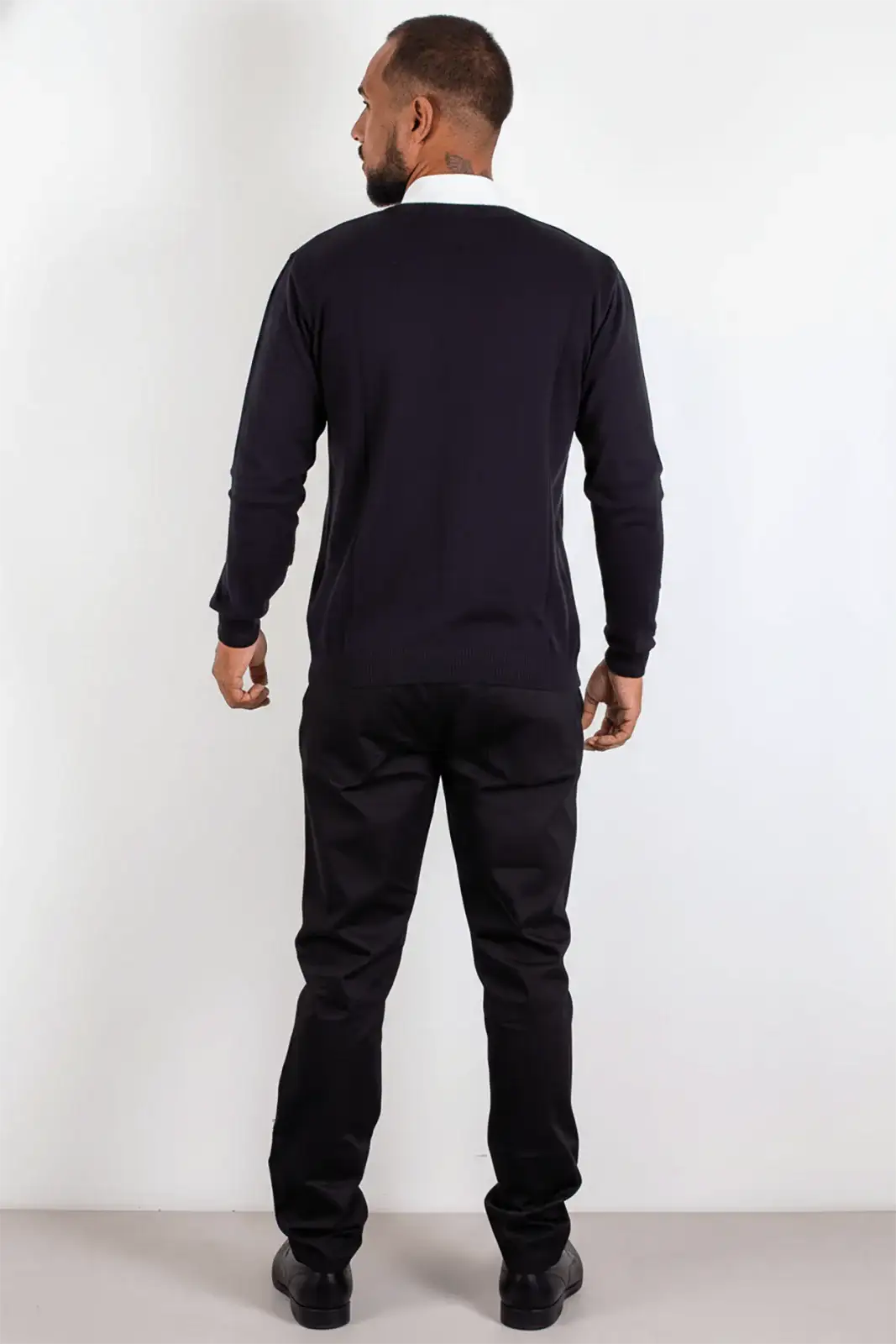 Suéter masculino gola v de malha 50001 - Enluaze