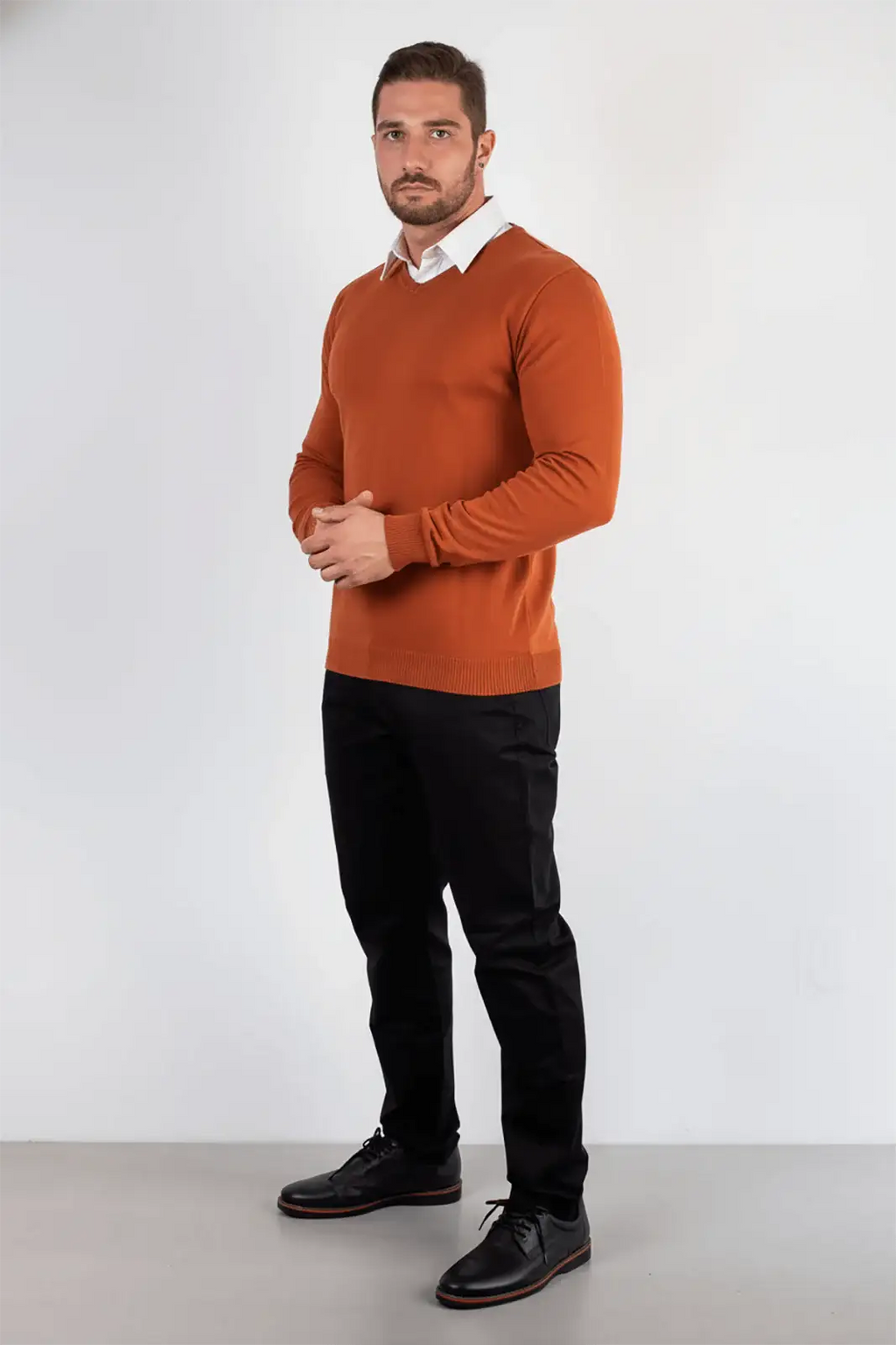 Suéter masculino gola v de malha 50001 - Enluaze