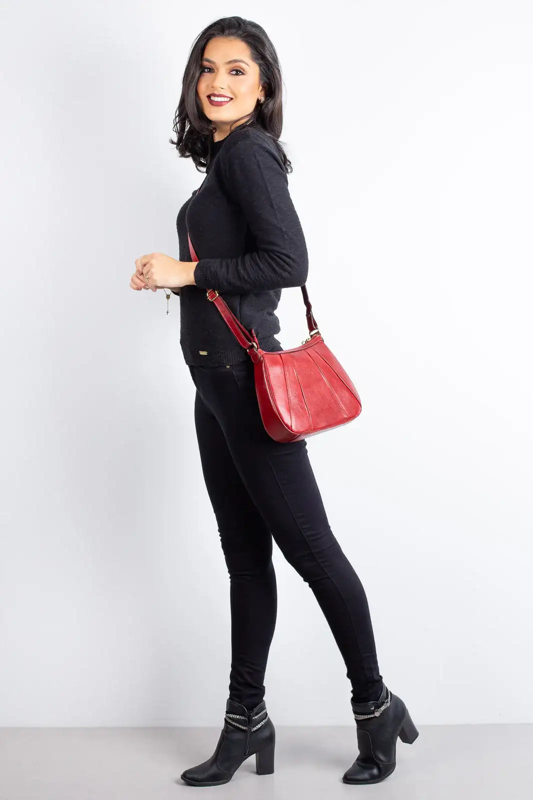 Bolsa transversal em couro liso Greice - Enluaze