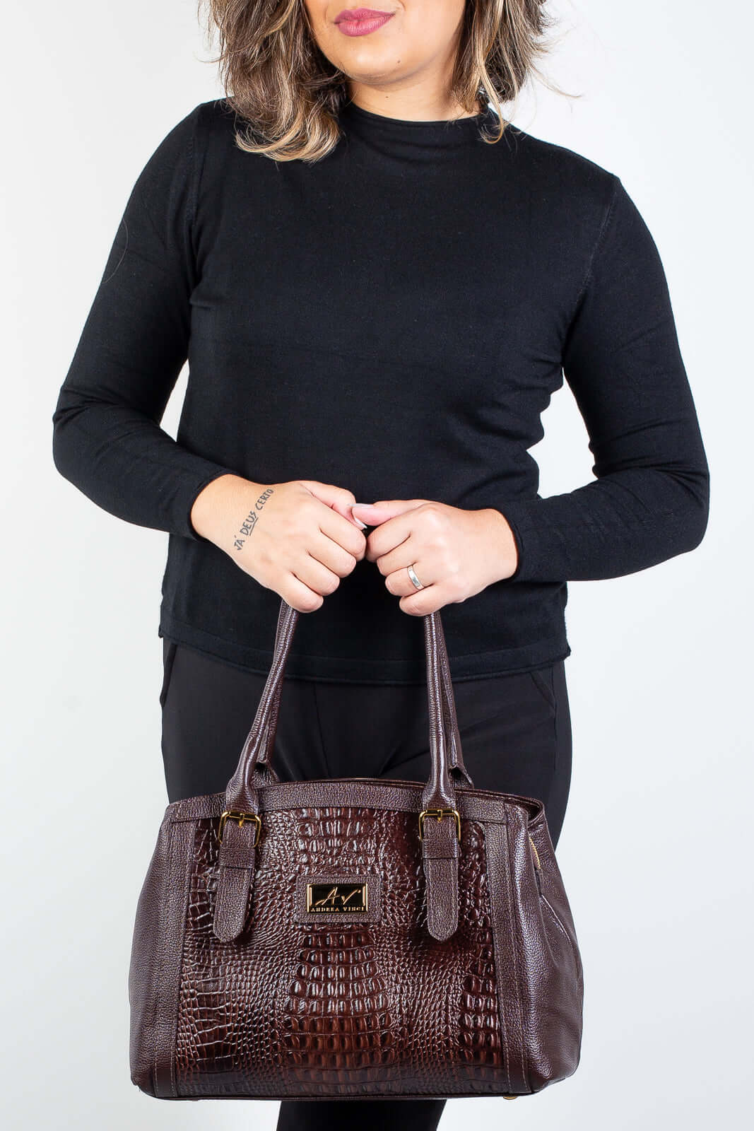 Bolsa de ombro em couro croco Sônia - Enluaze