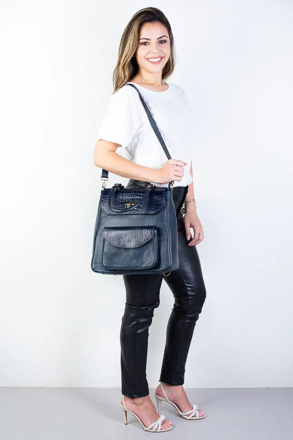 Mochila 2 em 1 de couro croco Joanna - Enluaze