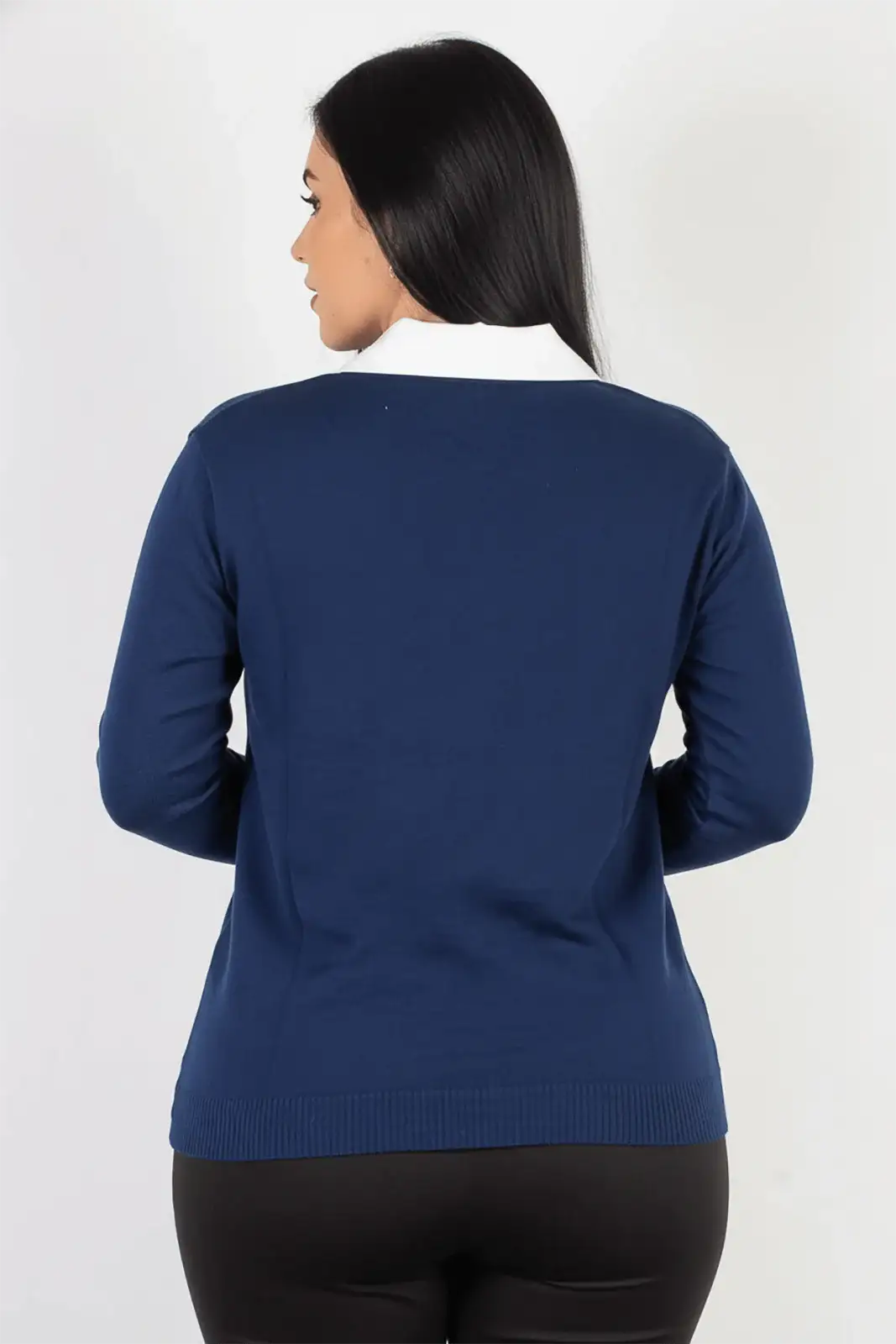 Suéter gola V feminino de tricô 60004 - Enluaze