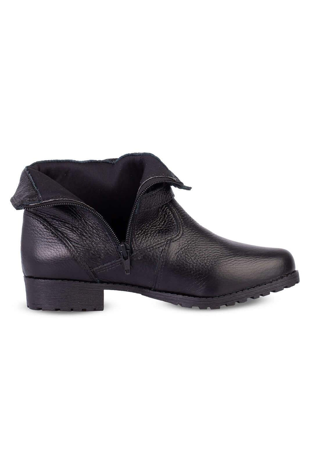Bota cano curto em couro com fivela 6522 - Enluaze