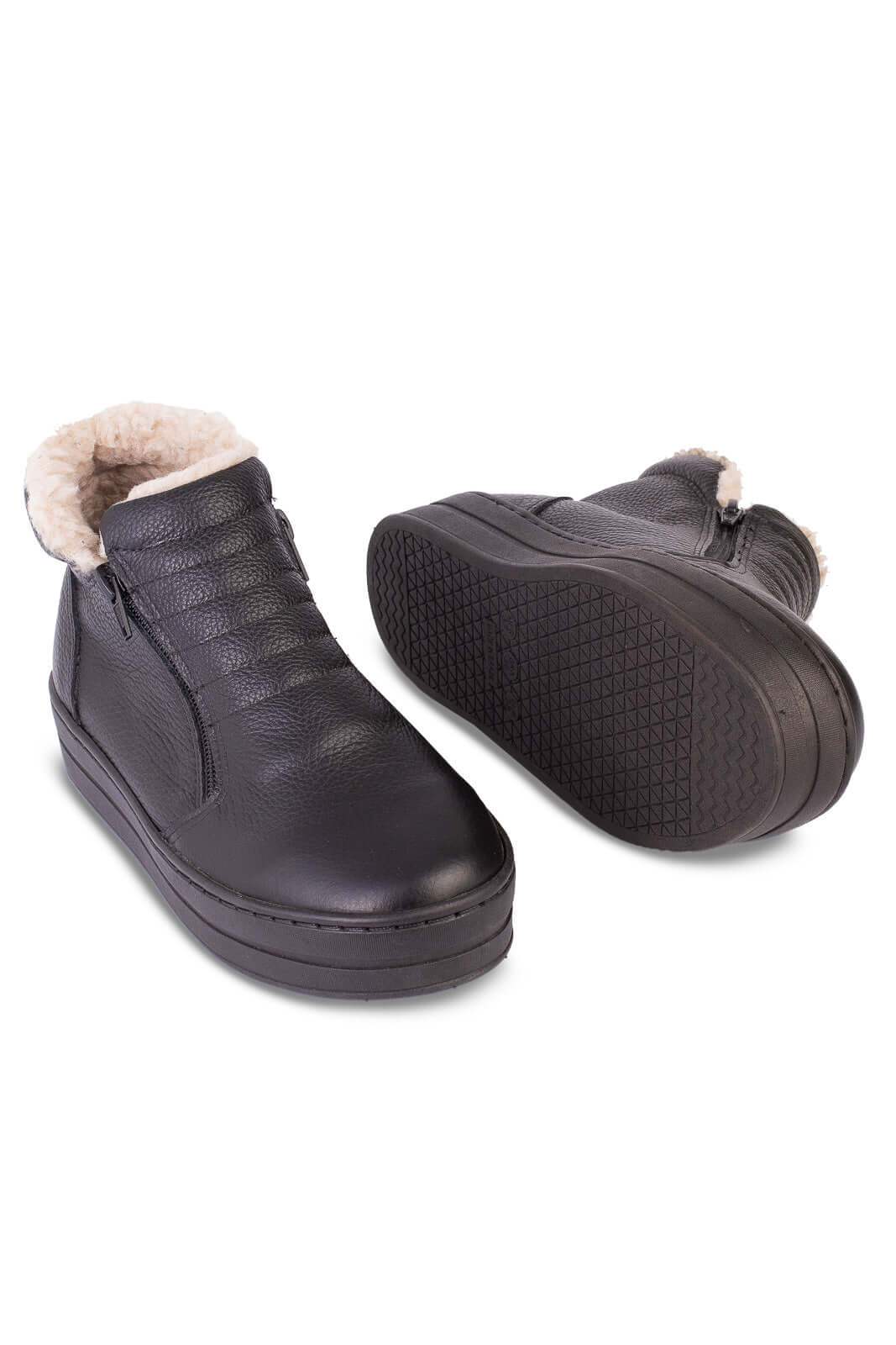 Tênis de couro com matelassê forrada em pelo 6903P - Enluaze