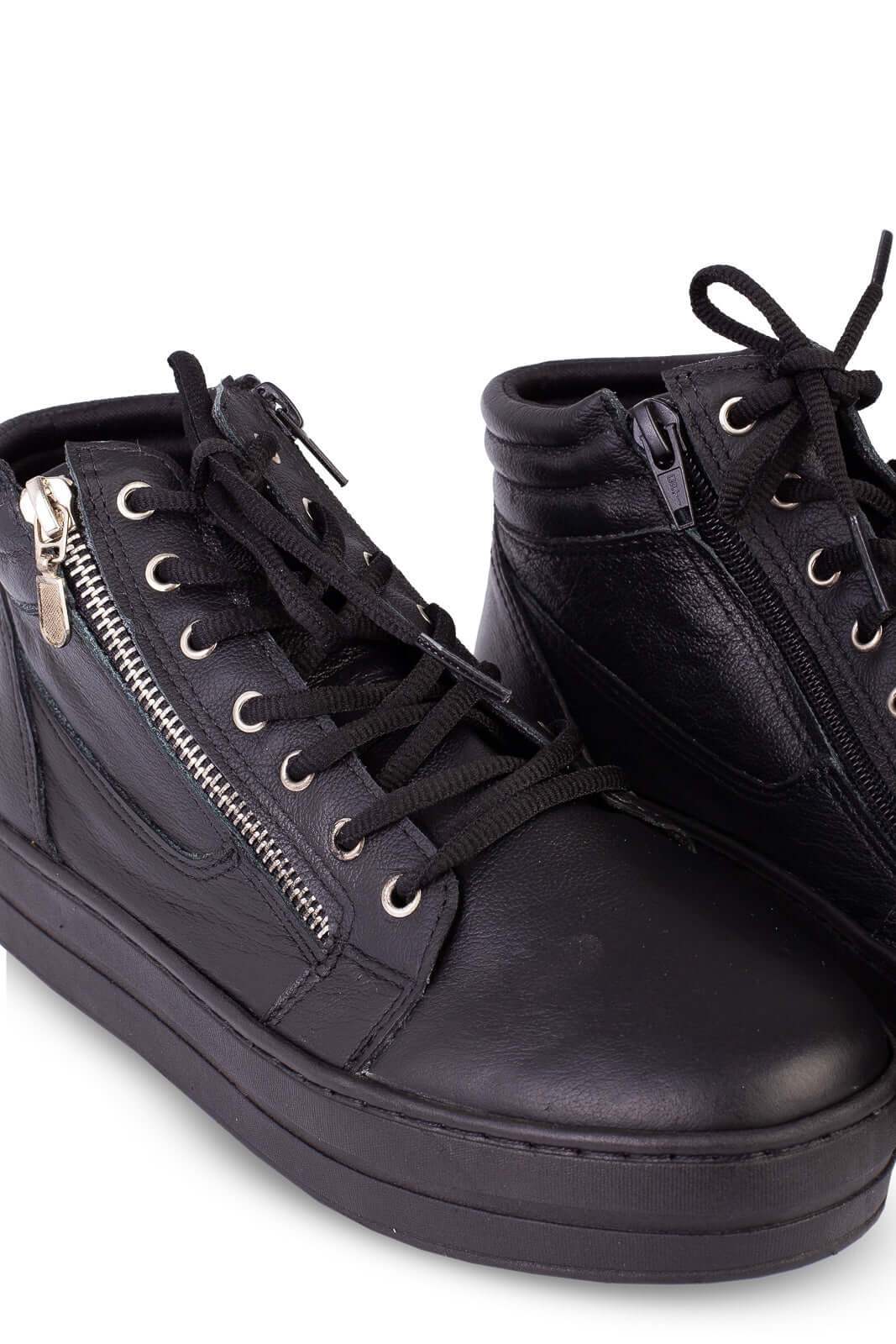 Tênis de couro com cadarço 6963 - Enluaze