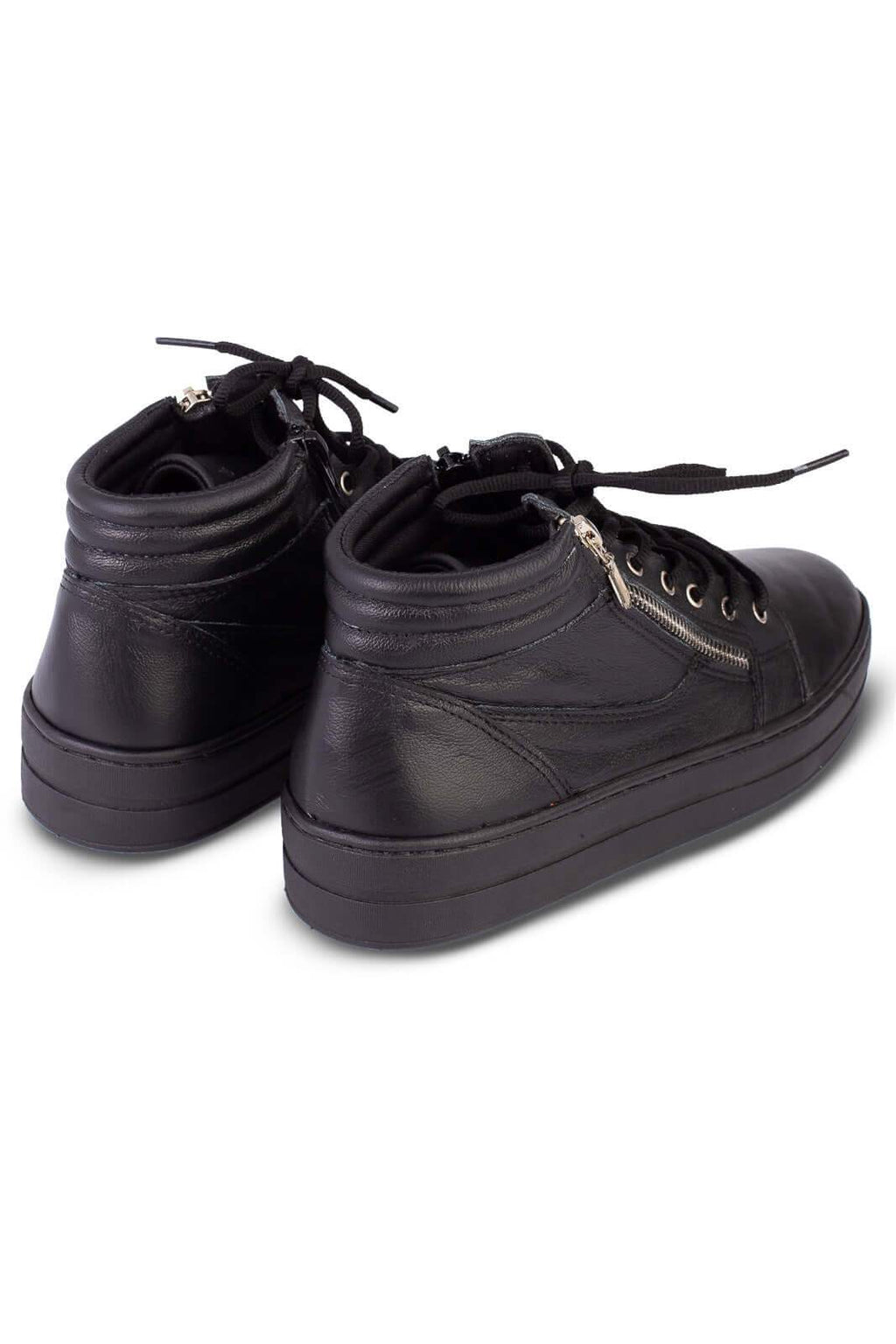 Tênis de couro com cadarço 6963 - Enluaze