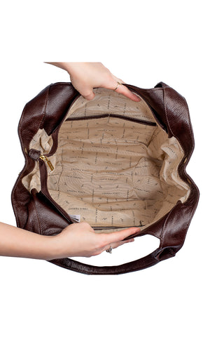 Bolsa saco grande de couro liso Cíntia - Enluaze - Bolsas e Mochilas em Couro Legítimo - Andrea Vinci