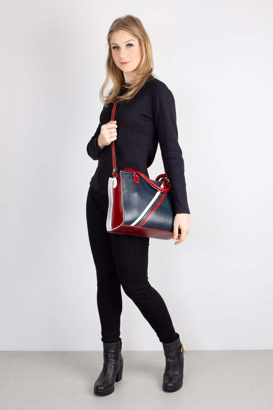 Bolsa de ombro em couro estruturada Raquel - Enluaze