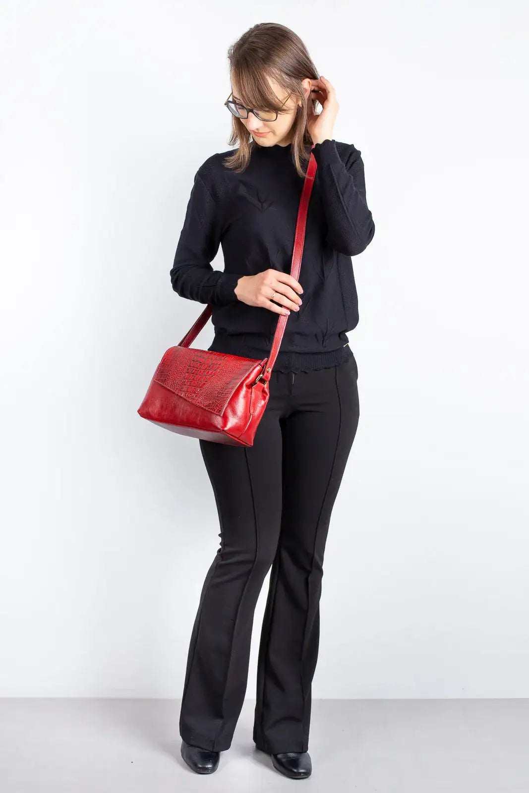 Bolsa tiracolo de couro croco com tampa Rose - Enluaze