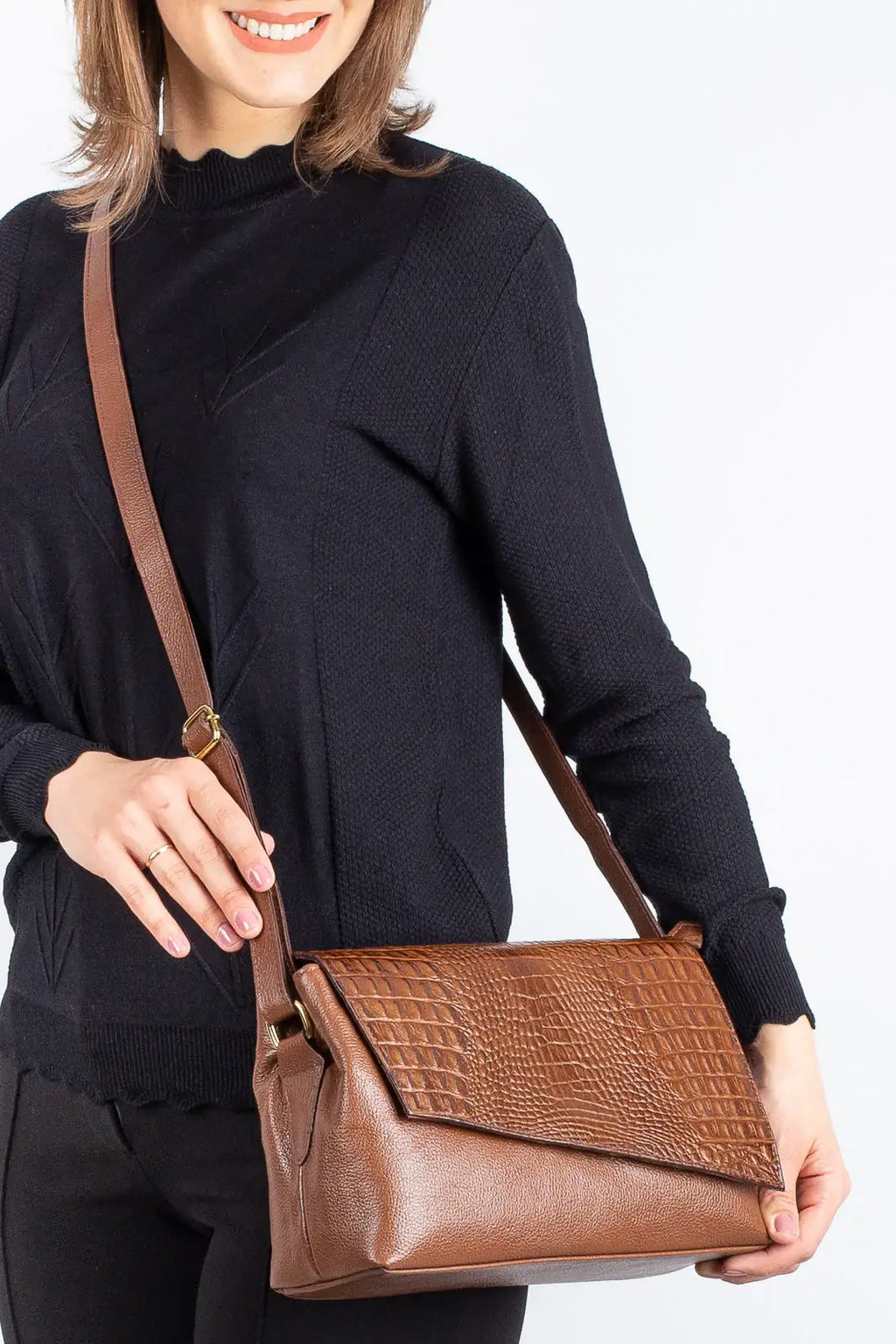 Bolsa tiracolo de couro croco com tampa Rose - Enluaze