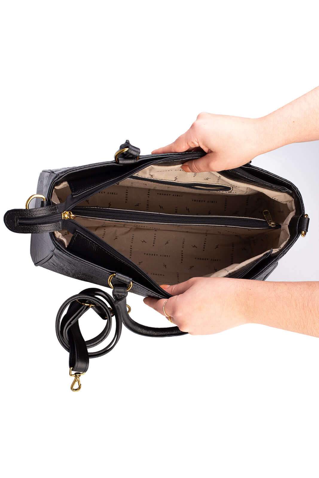 Bolsa feminina de couro croco Eliza - Enluaze