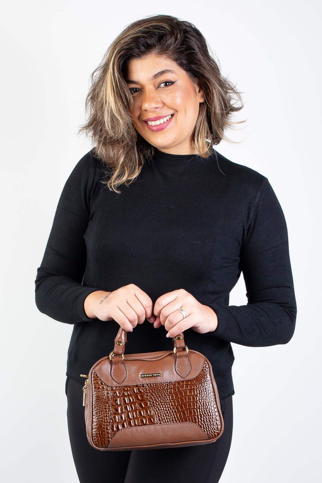 Bolsa pequena de couro croco Olívia - Enluaze