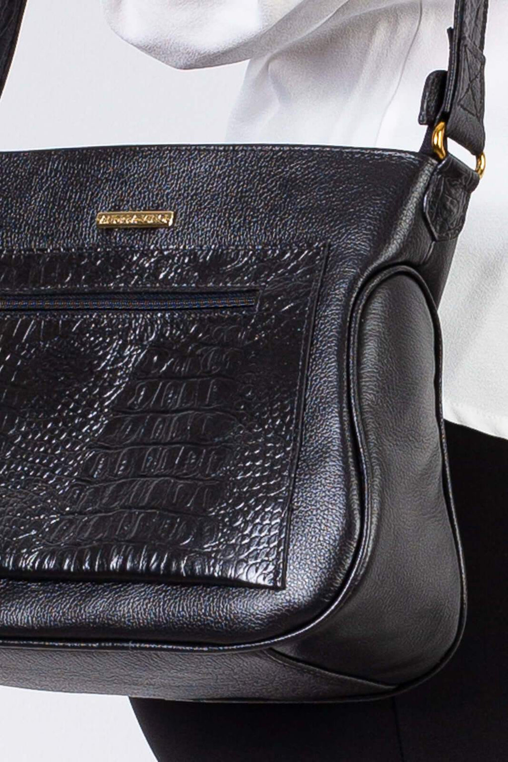 Bolsa feminina tiracolo de couro croco Maísa - Enluaze