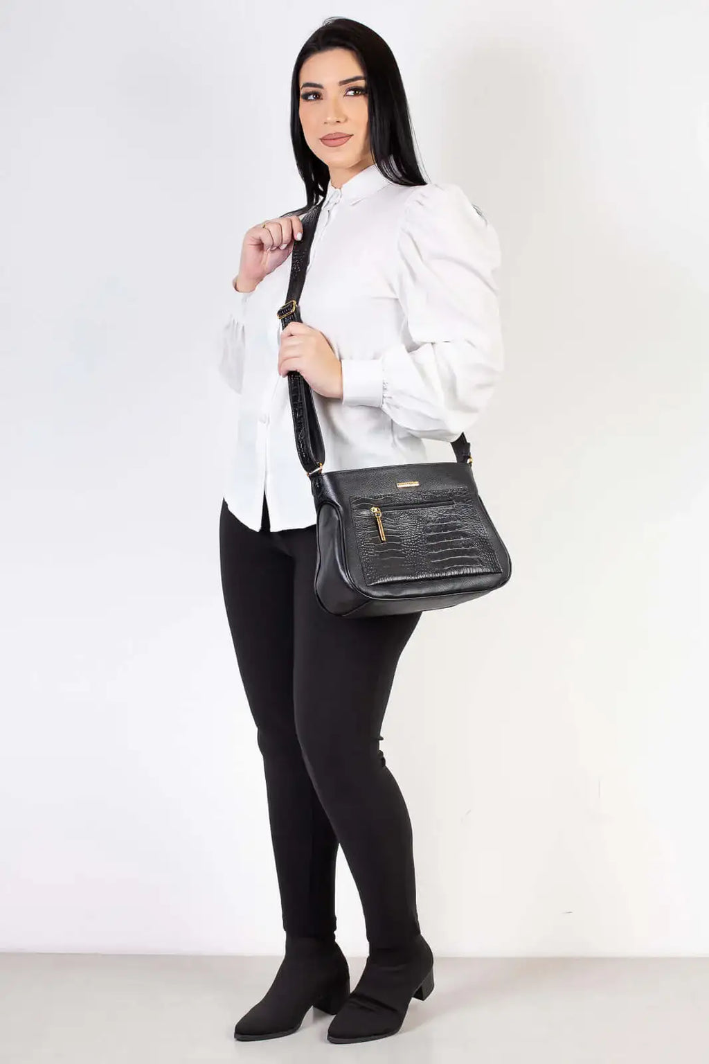 Bolsa feminina tiracolo de couro croco Maísa - Enluaze
