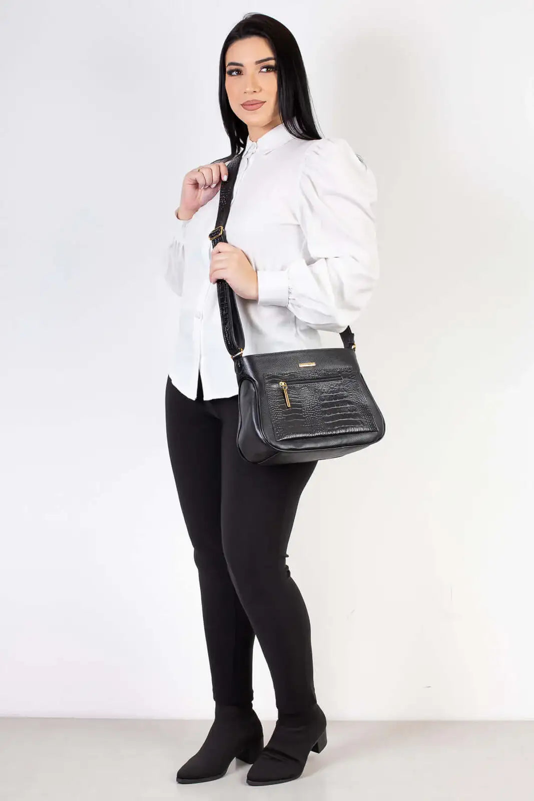 Bolsa feminina tiracolo de couro croco Maísa - Enluaze