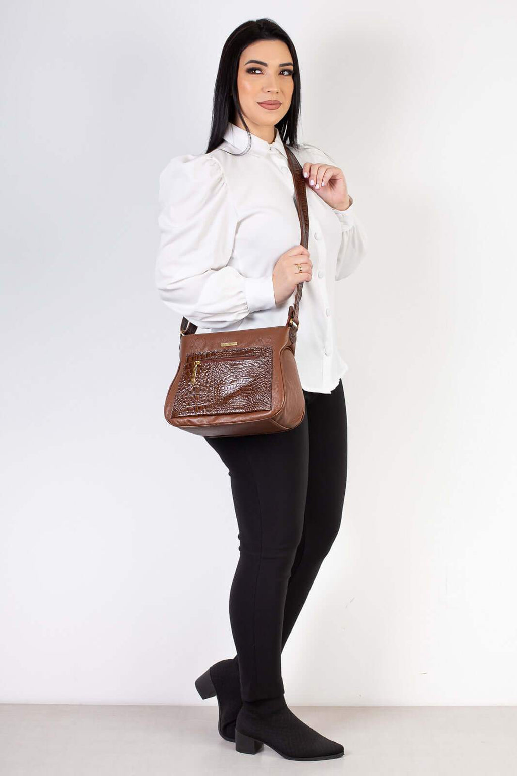 Bolsa feminina tiracolo de couro croco Maísa - Enluaze