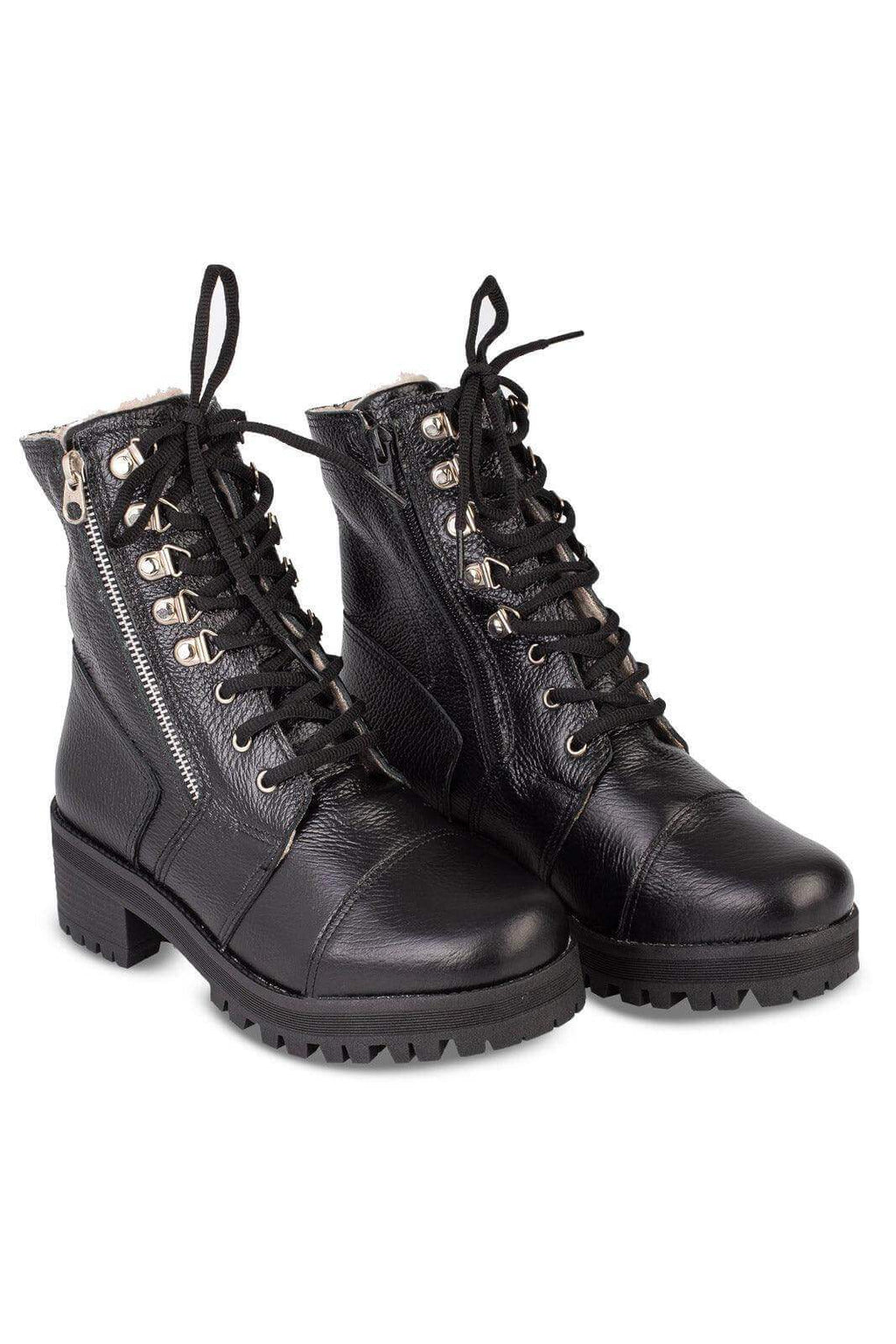 Coturno feminino de couro forrada em pelo 7533P - Enluaze