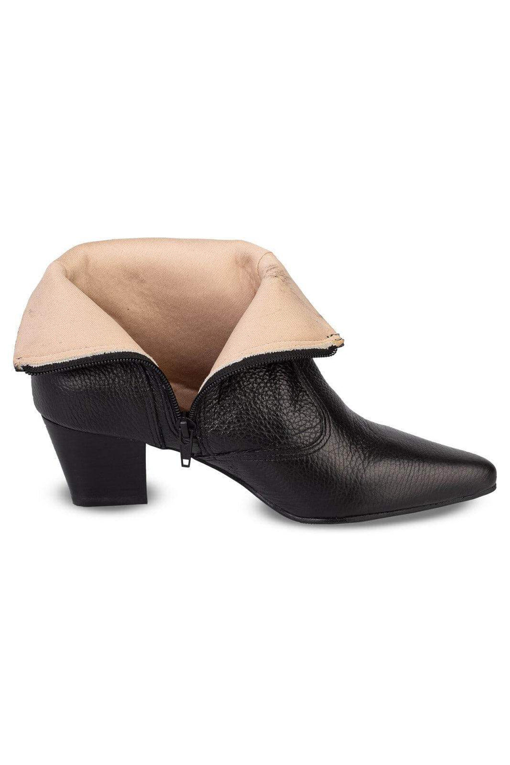 Bota cano curto com salto 7566 - Enluaze