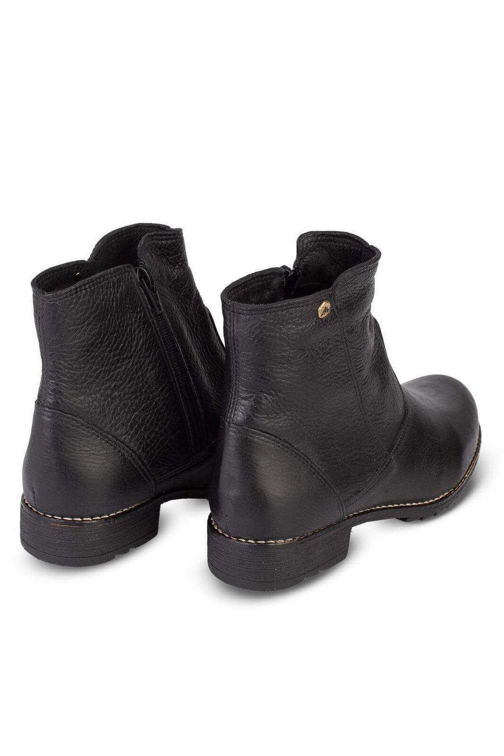 Bota feminina de couro cano curto 7600 - Enluaze