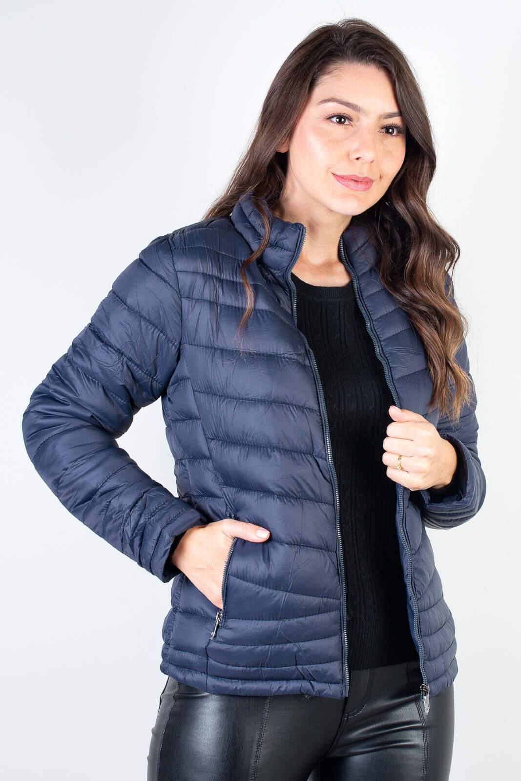 Jaqueta feminina de nylon curta 80226 - Enluaze