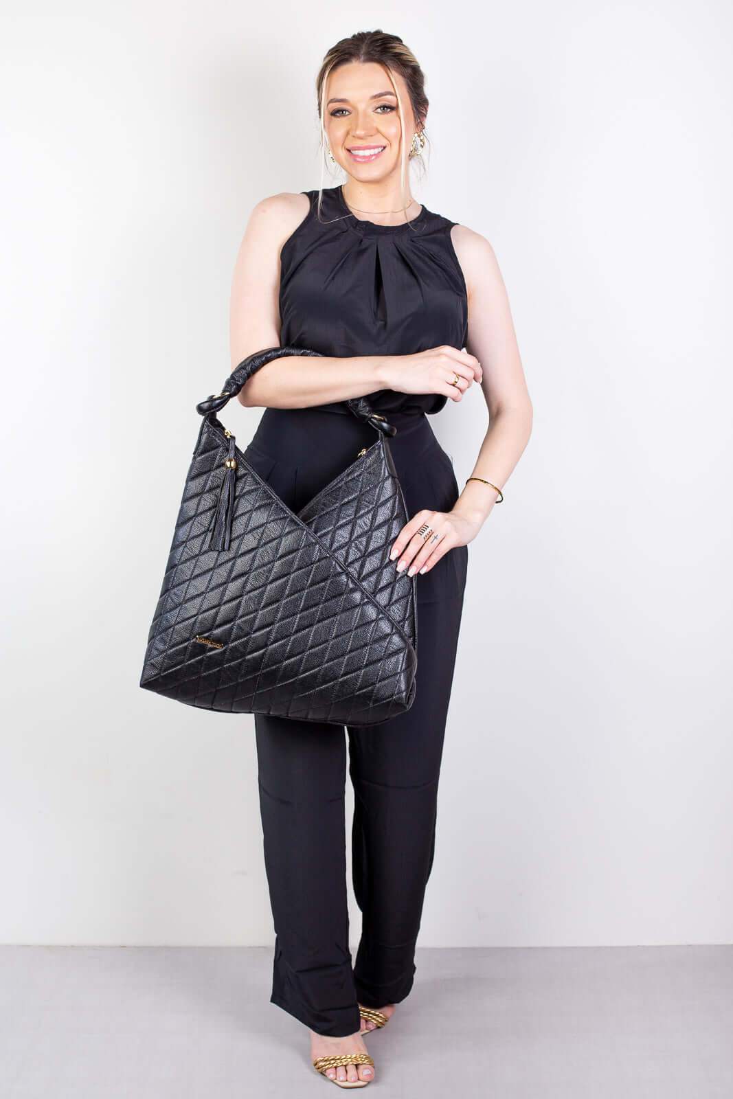 Bolsa de ombro em couro matelassê Carmen - Enluaze