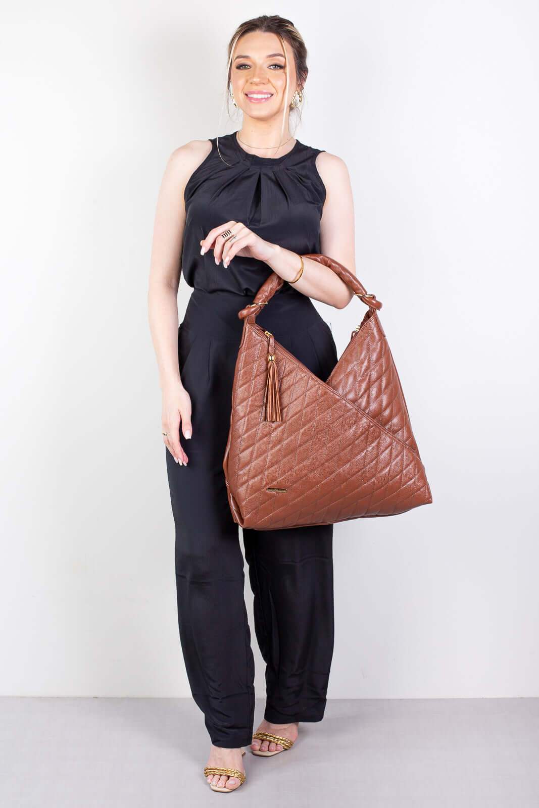 Bolsa de ombro em couro matelassê Carmen - Enluaze