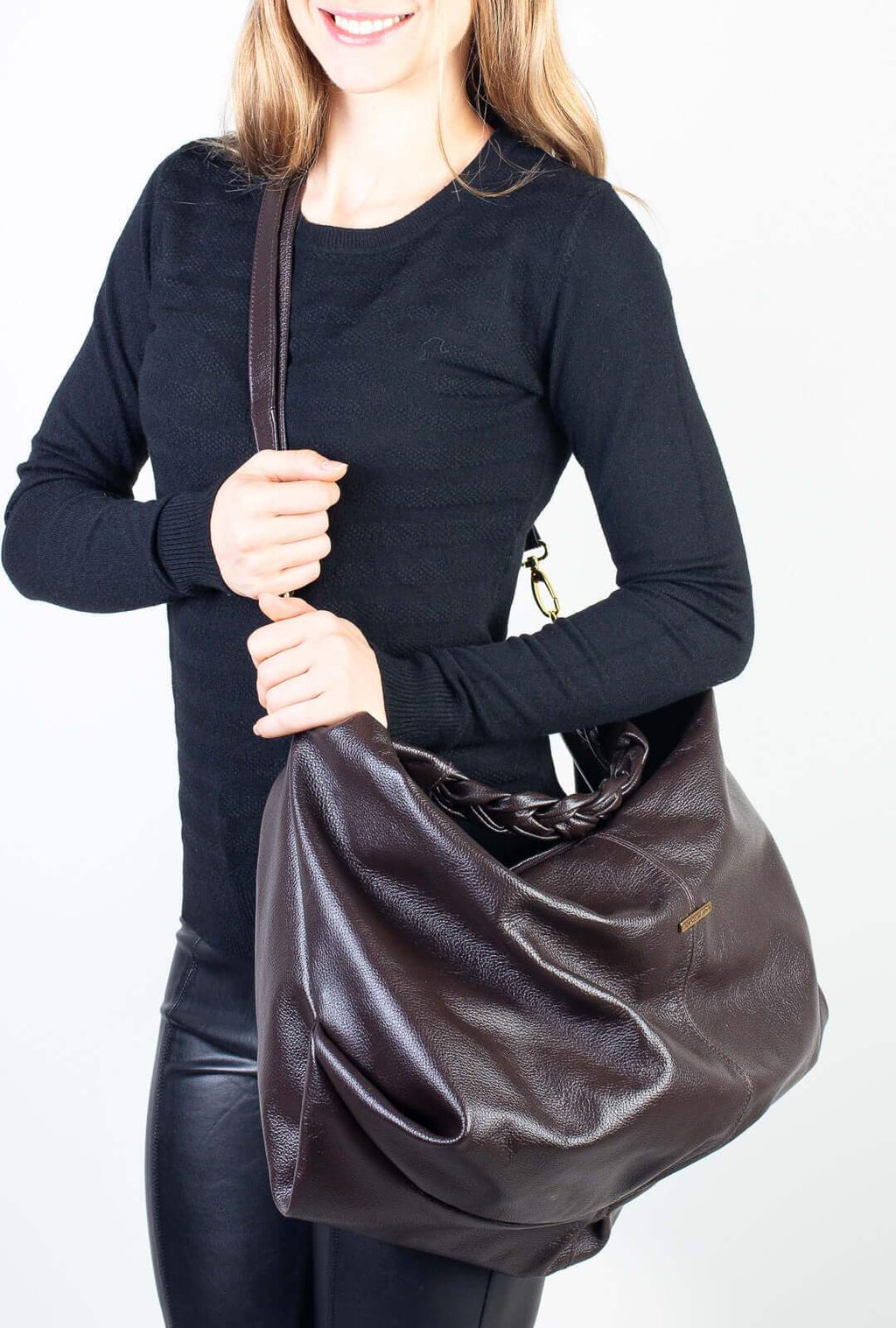 Bolsa saco grande de couro liso Cassia - Enluaze