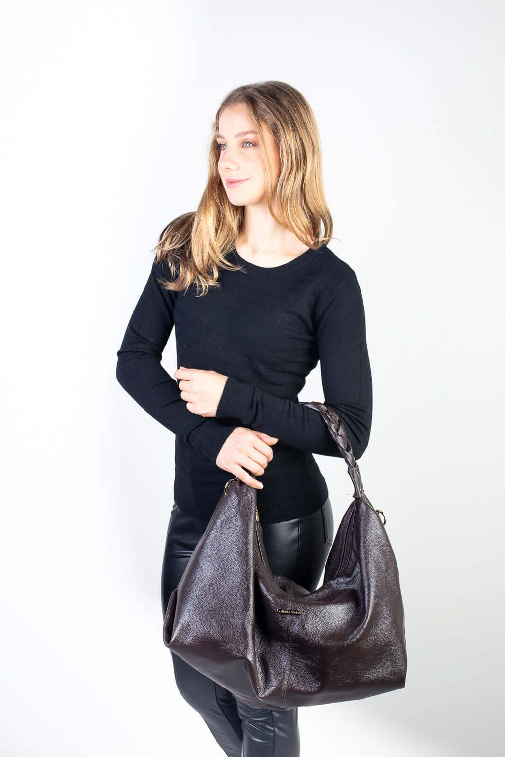 Bolsa saco grande de couro liso Cassia - Enluaze