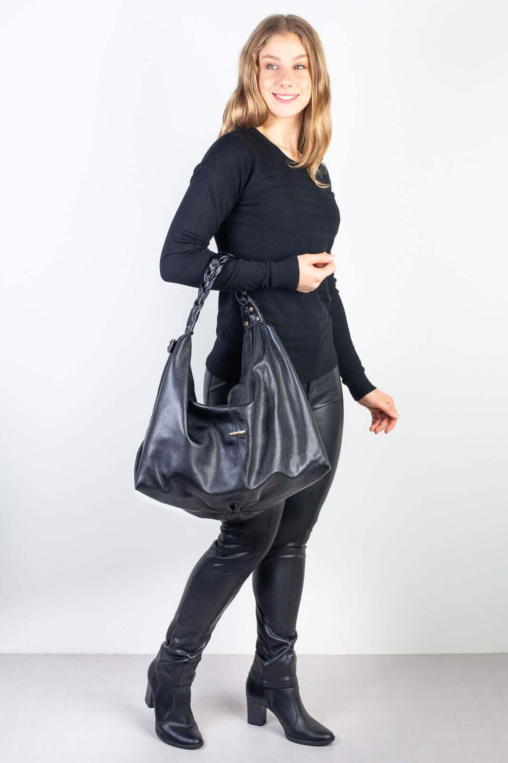 Bolsa saco grande de couro liso Cassia - Enluaze