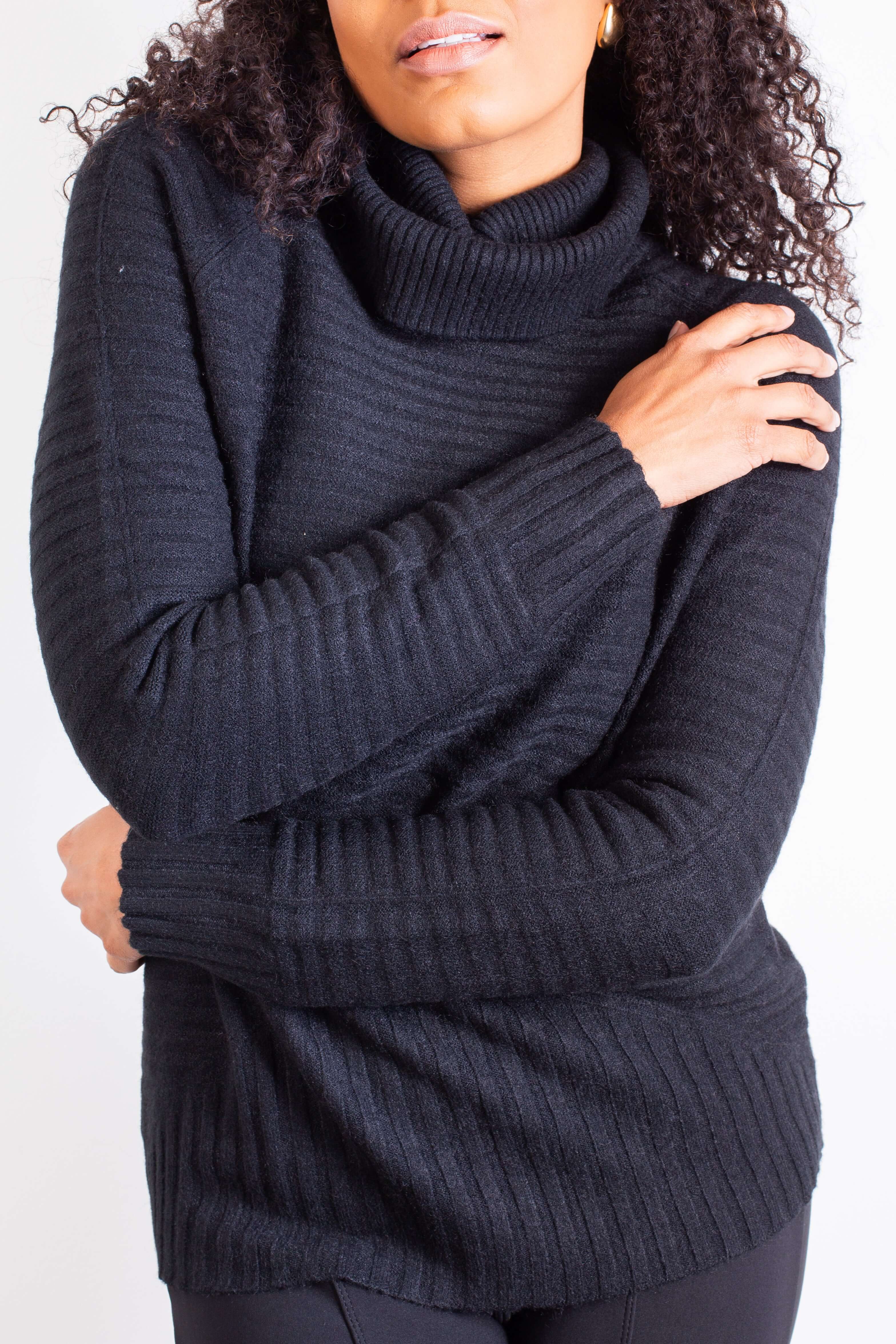 Blusa feminina de malha gola alta 80953 - Enluaze