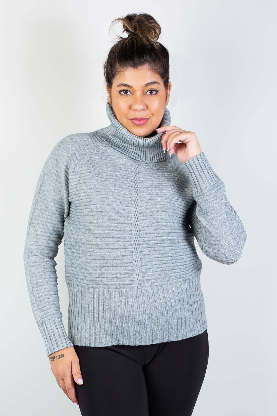 Blusa de malha gola ampla 81137 - Enluaze